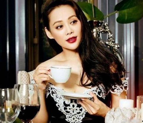 宁静爆料女星视频大全,揭秘娱乐圈女星私密视频大揭秘 第1张 宁静爆料女星视频大全,揭秘娱乐圈女星私密视频大揭秘 第1张