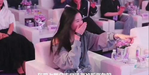 黄子韬美国爆料视频播放,揭秘娱乐圈背后真相 第2张 黄子韬美国爆料视频播放,揭秘娱乐圈背后真相 第2张