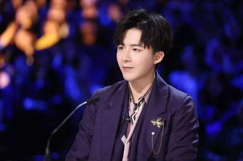 壁纸娱乐大爆料视频,揭秘热门明星幕后故事与精彩瞬间 第1张 壁纸娱乐大爆料视频,揭秘热门明星幕后故事与精彩瞬间 第1张