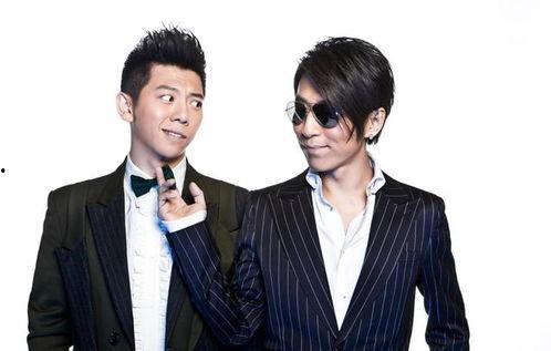 吃瓜娱乐圈双男,娱乐圈双生明星的甜蜜碰撞 第2张 吃瓜娱乐圈双男,娱乐圈双生明星的甜蜜碰撞 第2张