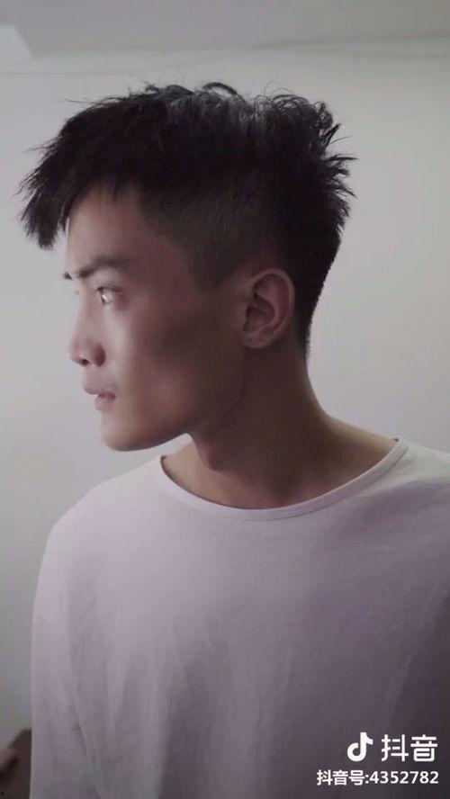 马户抖音爆料视频是真的吗,马户抖音爆料视频真实性揭秘